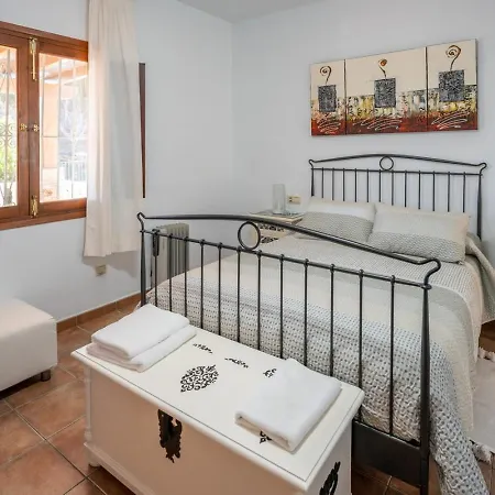 Tropicana Villa *